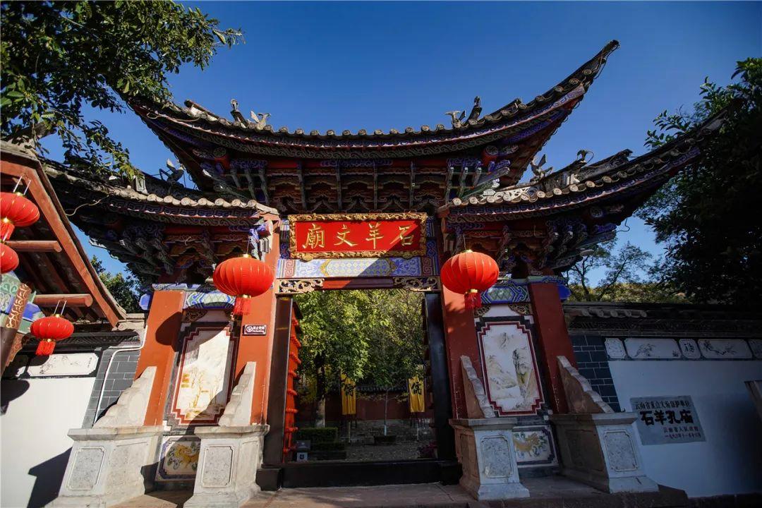 国内首批商用液氢储罐发运